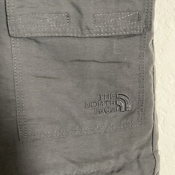 Womens North Face Convertible Pants Shorts Zip Off Hiking Walk Size 8 Gray - Picture 3 of 15